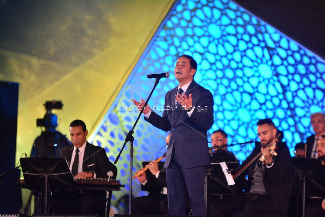 مدحت صالح يجدد عهد الأصالة مع جمهور مهرجان الموسيقى العربية