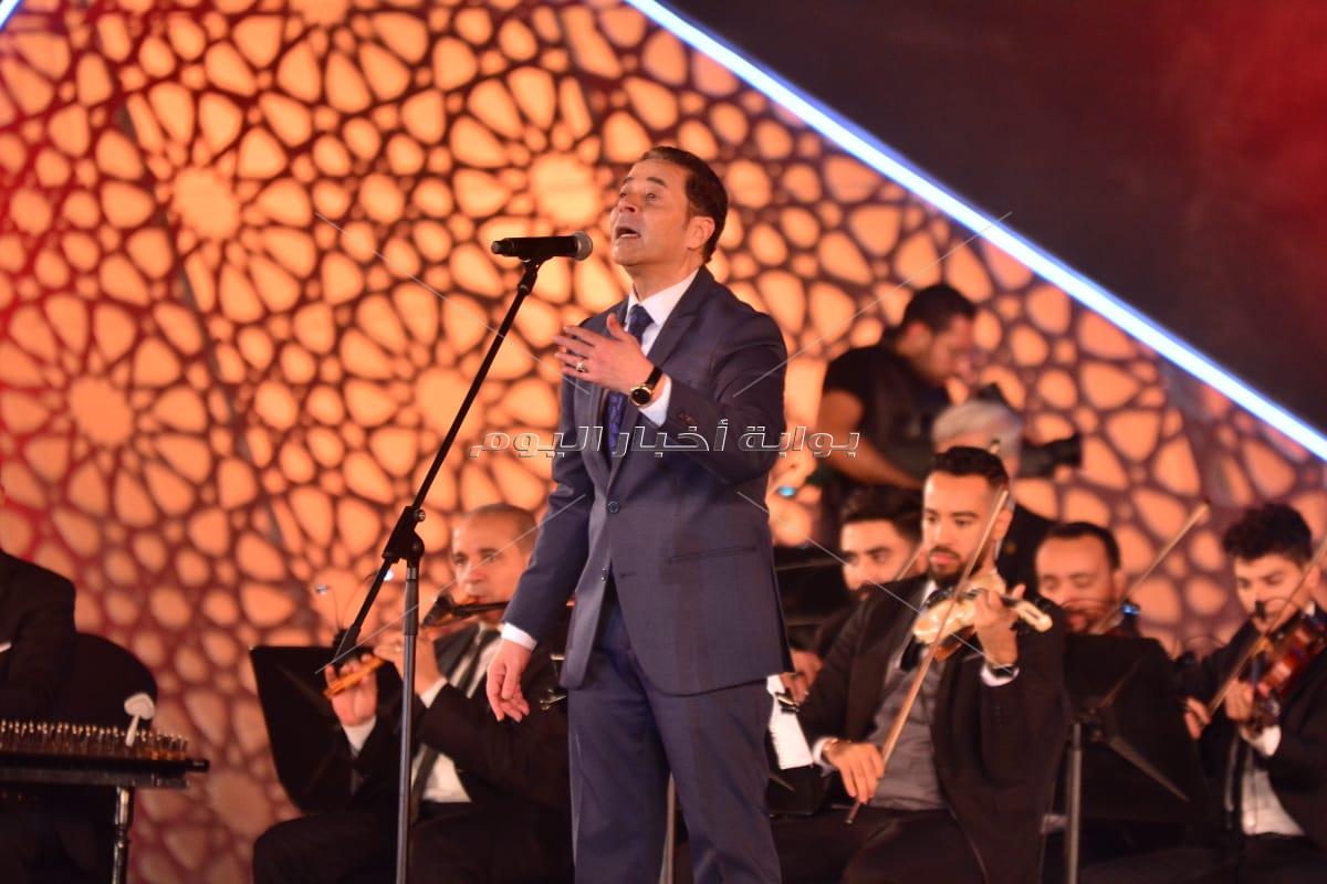 مدحت صالح يجدد عهد الأصالة مع جمهور مهرجان الموسيقى العربية
