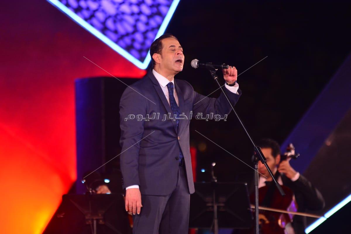 مدحت صالح يجدد عهد الأصالة مع جمهور مهرجان الموسيقى العربية