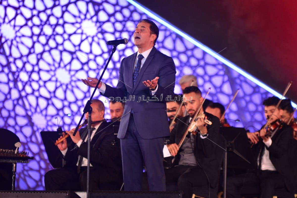 مدحت صالح يجدد عهد الأصالة مع جمهور مهرجان الموسيقى العربية