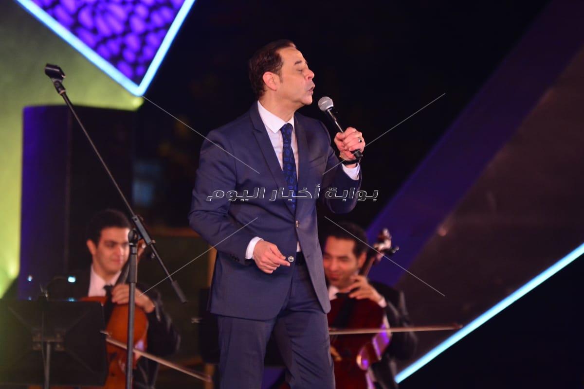 مدحت صالح يجدد عهد الأصالة مع جمهور مهرجان الموسيقى العربية