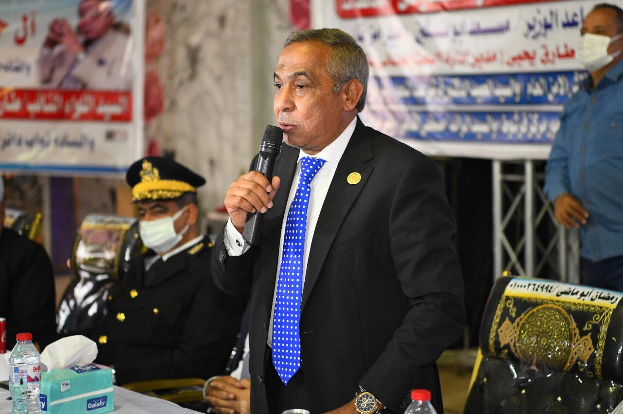 نائب محافظ قنا يشهد صلح القودة بين أبناء عمومة  آل حسان بفرشوط 