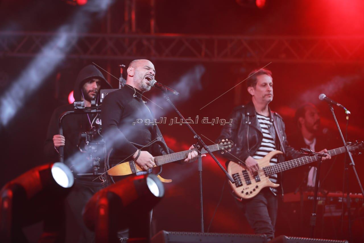عزيز مرقة ومسار إجباري و ديسكو مصر والمربع واتو ستيراد يشعلون مهرجان " Extra Bass"