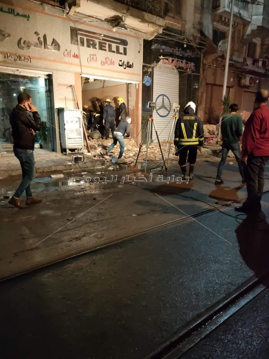 بسبب الطقس السيئ.. مصرع شاب في انهيار سقف عقار بالإسكندرية