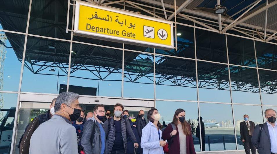 مغادة أوركسترا فيينا الفيلهارموني بقيادة الموسيقار العالمي ريكاردو موتي