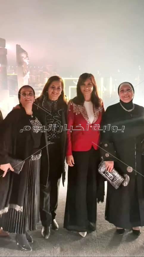 وزيرة الهجرة تنشر صور مع الوزراء أثناء احتفالية افتتاح طريق الكباش