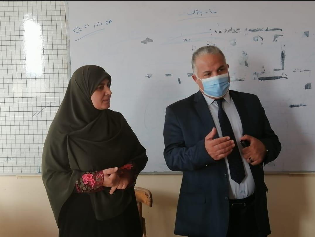 إعادة توزيع المعلمين الزيادة بمدرسة ناصر الثانوية بفارسكور.