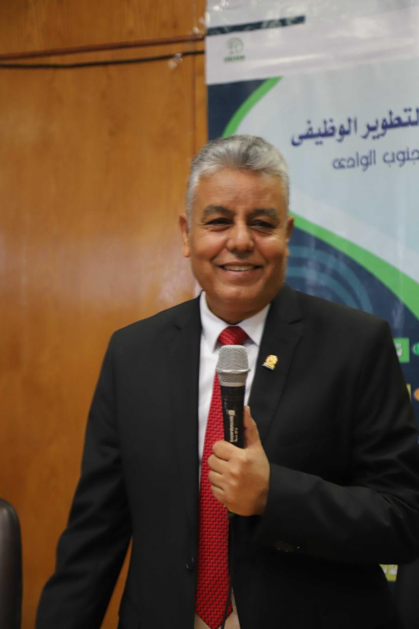 مركز التطوير الوظيفى بجامعة جنوب الوادى يحتفل بحصول عدد 135 عضو هيئة تدريس و هيئة