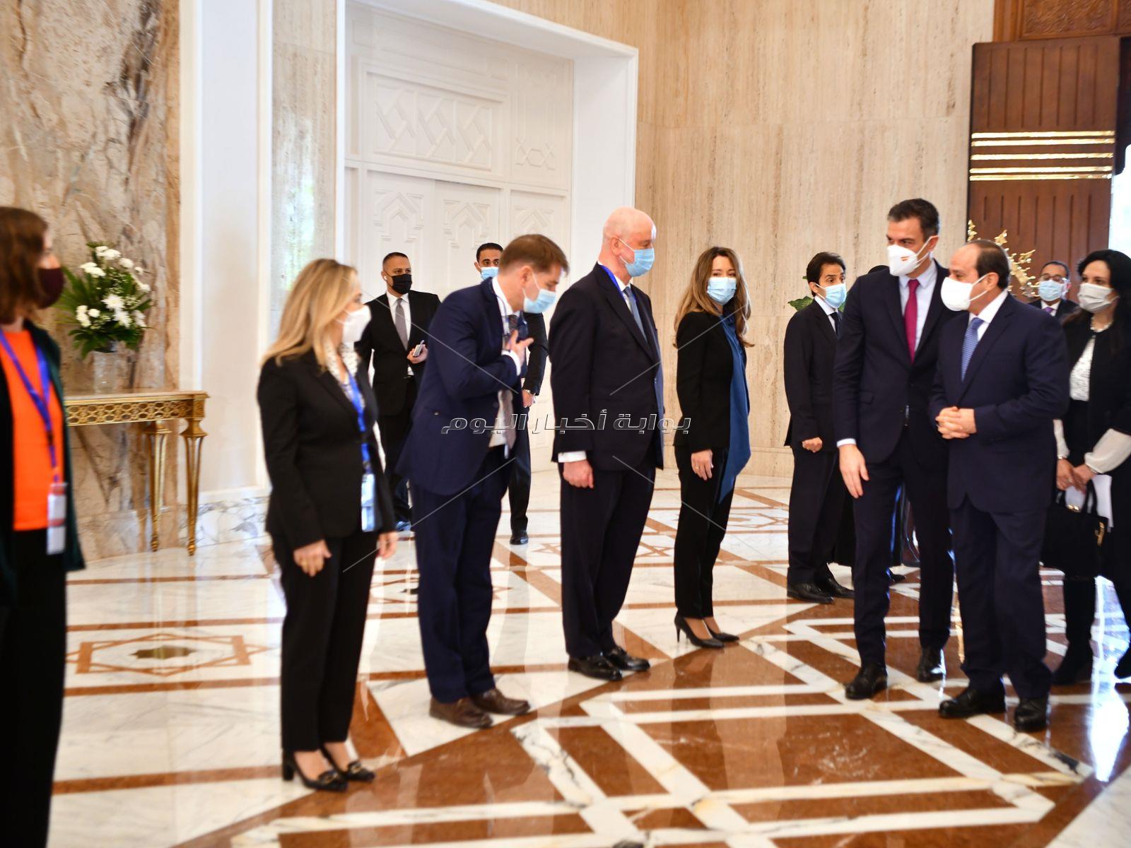 السيسي يستقبل رئيس حكومة أسبانيا