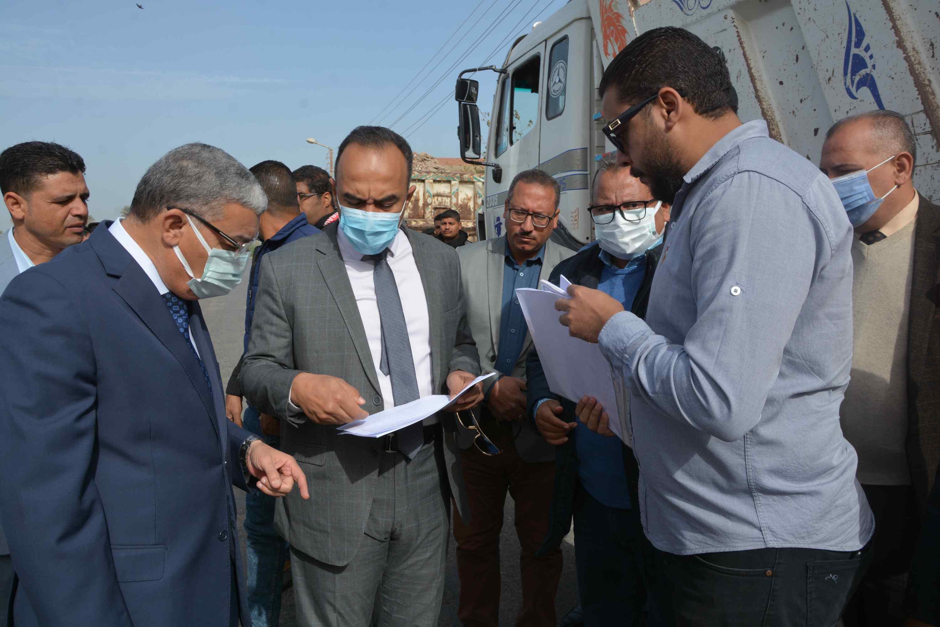 محافظ المنيا يقود حملة لإزالة حالات التعدي على مجري نهر النيل