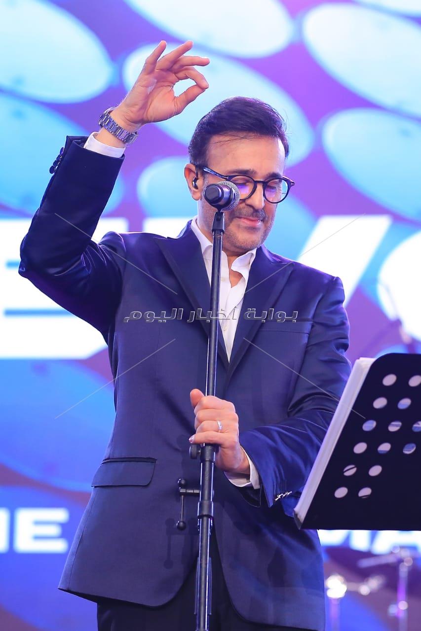 غنى «زحمة قلبي» لأول مرة.. صابر الرباعي يشعل أضخم سهرات «العاصمة الإدارية»	