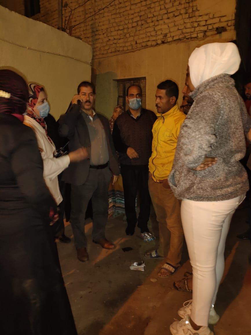 محافظ الإسماعيلية يأمر بتسكين أسرة تعرض منزلها للانهيار جزئي  