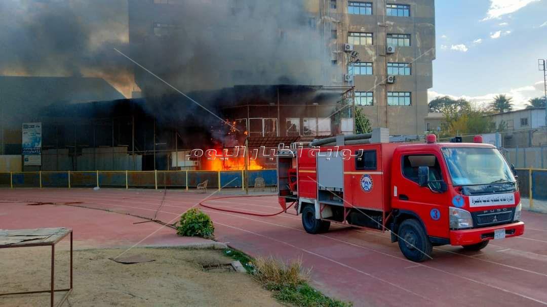 إخماد حريق داخل ملاعب مدرسة السعدية بالجيزة