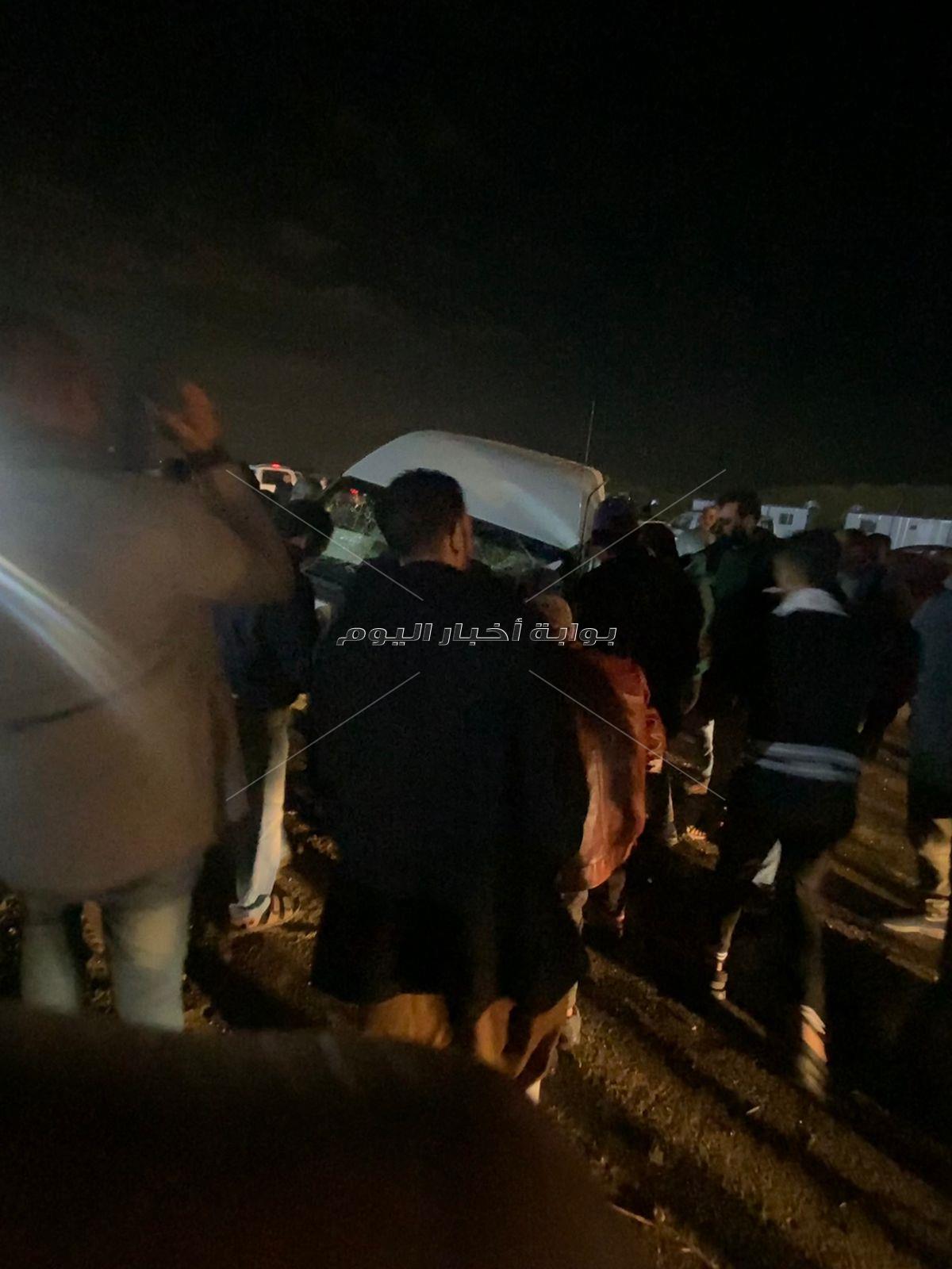 | تصادم سيارتين أعلى الطريق الدائرى اتجاه الواحات