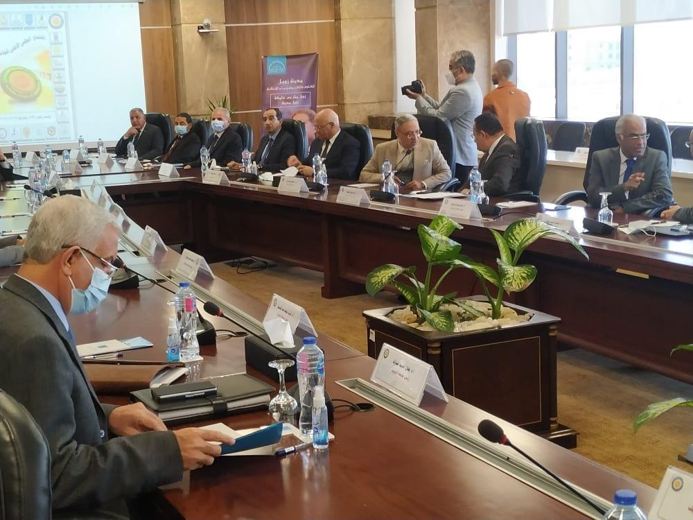 رئيس جامعة بورسعيد يشارك فى الاجتماع الدورى للمجلس الاعلى للجامعات