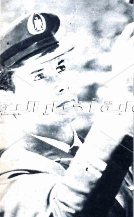 مقاتل في الملعب.. شقيق صالح سليم يلعب بـ"الجبس" ضد إسبانيا 