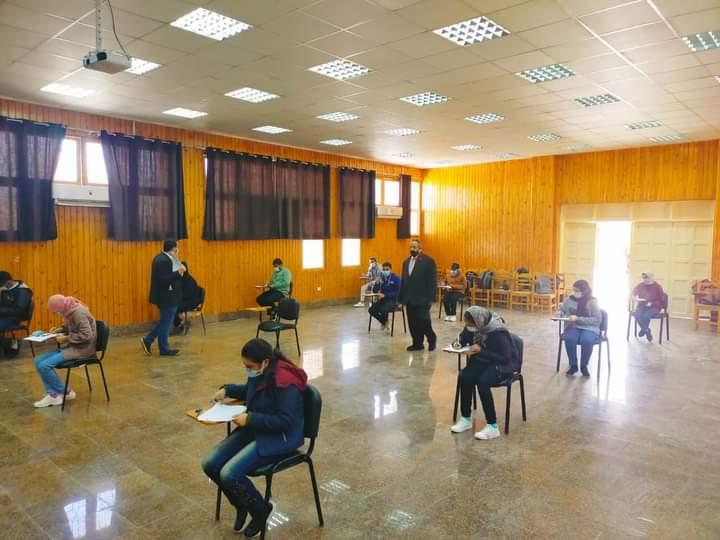 انطلاق امتحانات الفصل الدراسي الأول بكلية الطب جامعة الأقصر
