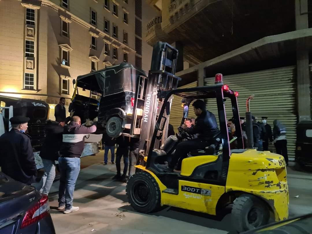 مصادرة مركبات التوك توك المخالفة لقرار محافظ الجيزة