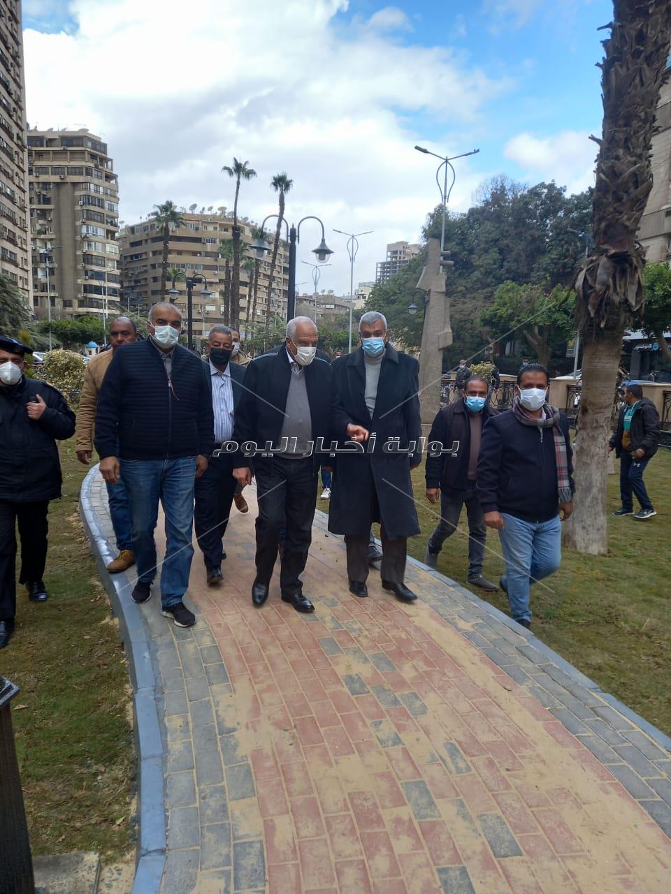 محافظ الجيزة يتفقد مجهودات شفط مياه الأمطار بالدقي والعجوزة وأعمال تطوير ميدان المساحه