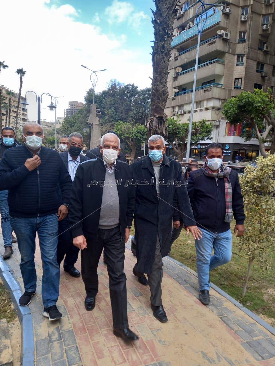 محافظ الجيزة يتفقد مجهودات شفط مياه الأمطار بالدقي والعجوزة وأعمال تطوير ميدان المساحه