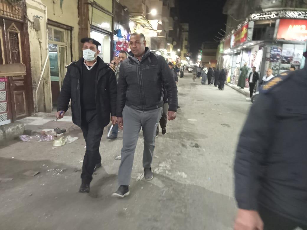 تحرير 25 محضر وتنفيذ 35 إزالة إدارية فى حملة مسائيه بأسواق وشوارع الأقصر