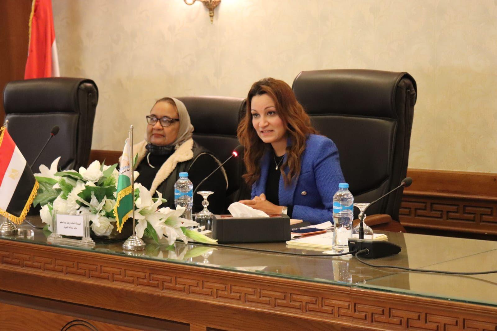 محافظة الجيزة تطلق مبادرة " الجواز مش جهاز .. غسالة واحدة كفاية "