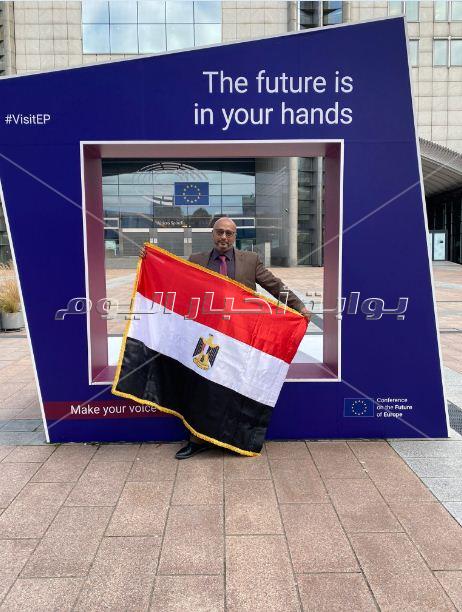 الجاليات المصرية بالخارج تواصل توافدها إلي بلجيكا للترحيب بالرئيس عبد الفتاح السيسي