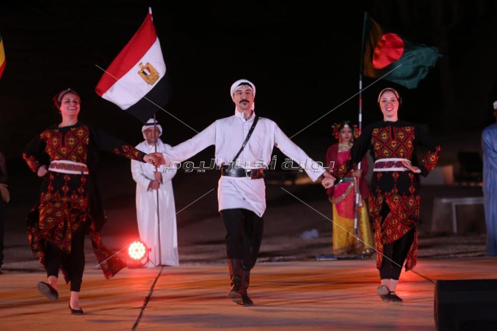 وزيرا السياحة والاثار والثقافة ومحافظ اسوان يشهدون ختام مهرجان اسوان الدولي