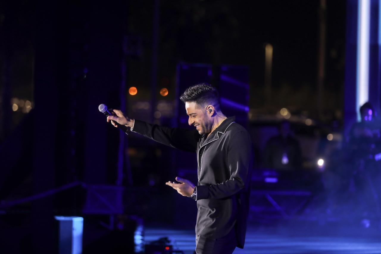 محمد حماقي يتصدر تريند تويتر بالكويت عقب حفله بالمهرجان الأول