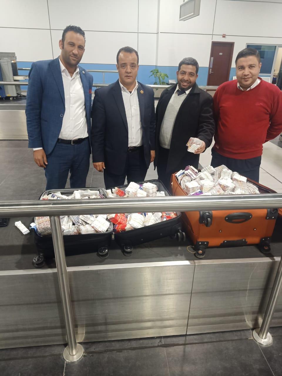 جمارك مطار القاهرة