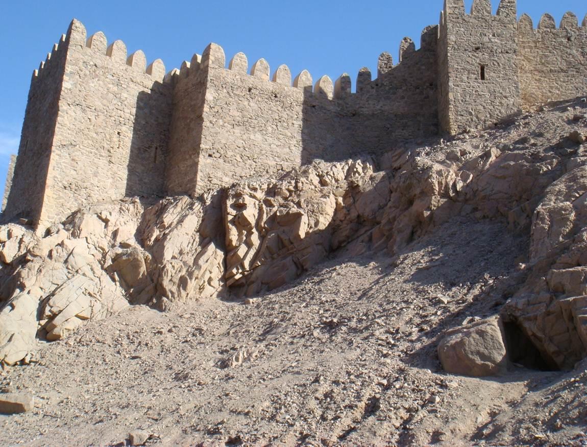 فى الذكرى ال 33 لاستردادها.. تعرف على قلعة صلاح الدين الأيوبى بجزيرة فرعون بطابا.. صور