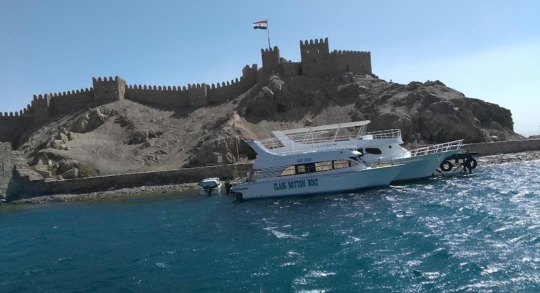 فى الذكرى ال 33 لاستردادها.. تعرف على قلعة صلاح الدين الأيوبى بجزيرة فرعون بطابا.. صور