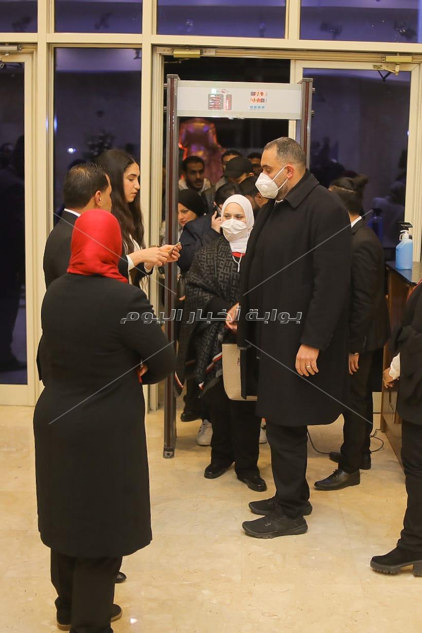 وائل جسار يتألق فى حفل كامل العدد بأوبرا جامعة مصر للعلوم والتكنولوجيا