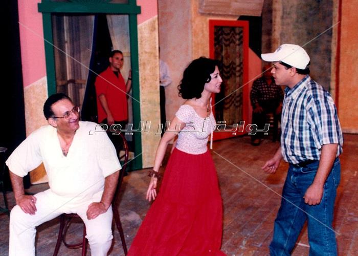 من الأرشيف| 20 صورة نادرة للفنان الراحل أحمد حلاوة