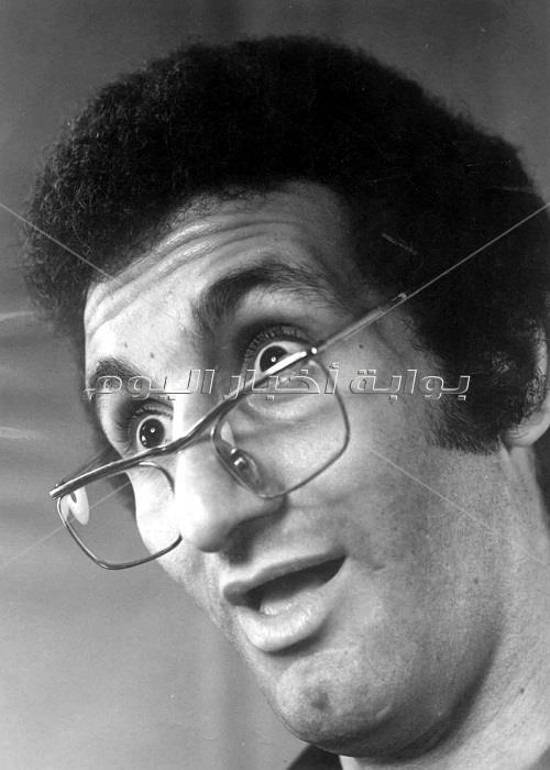 من الأرشيف| 20 صورة نادرة للفنان الراحل أحمد حلاوة