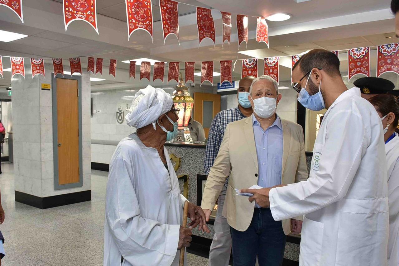 جولة محافظ الأقصر لتفقد المسار السياحى الجديد بالأقصر ومستشفى إيزيس والكرم الدولى