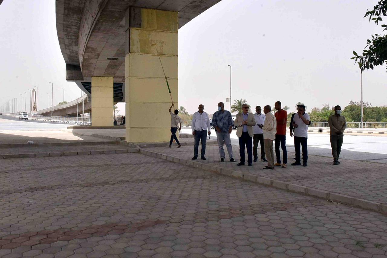 جولة محافظ الأقصر لتفقد المسار السياحى الجديد بالأقصر ومستشفى إيزيس والكرم الدولى