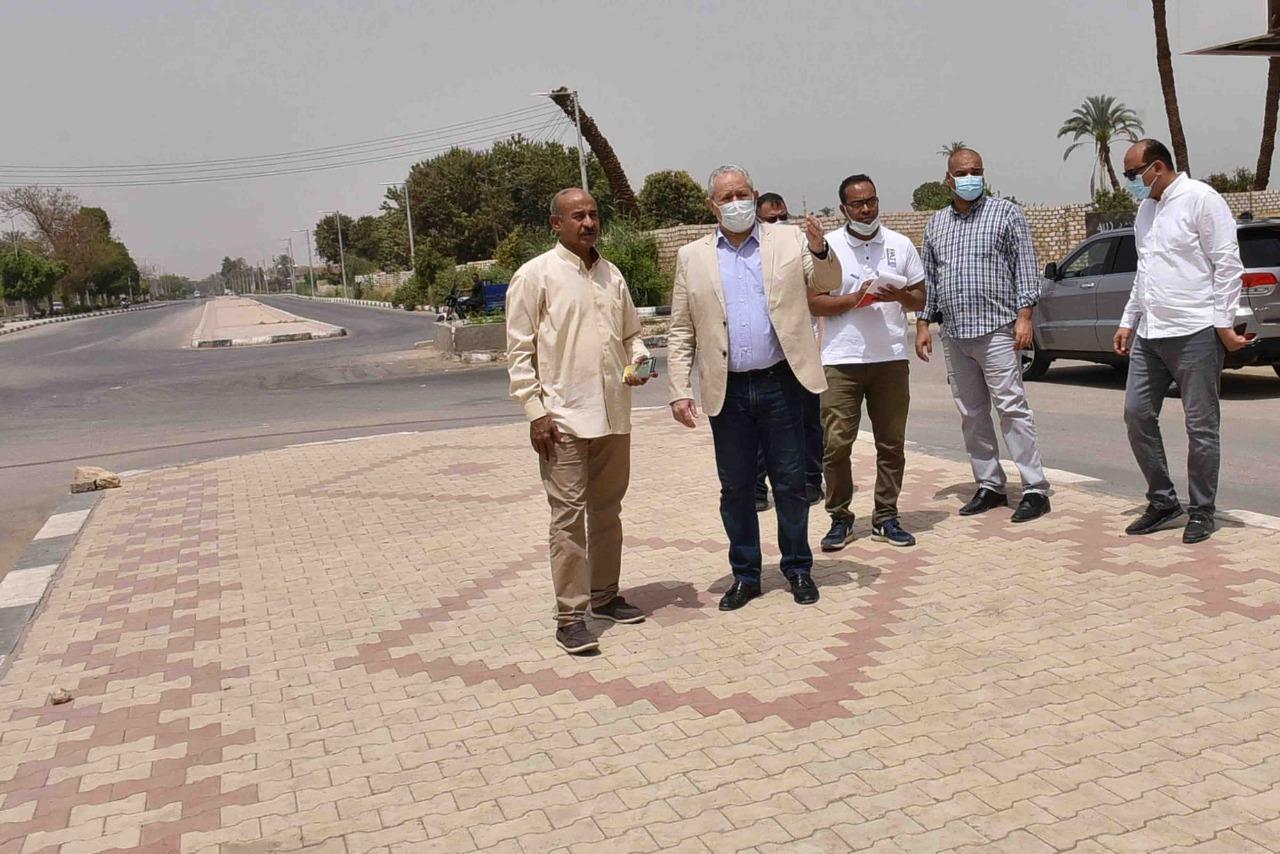 جولة محافظ الأقصر لتفقد المسار السياحى الجديد بالأقصر ومستشفى إيزيس والكرم الدولى
