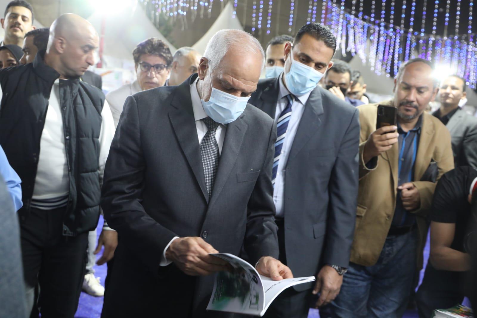 محافظ الجيزة: معرض فيصل العاشر للكتاب أثبت نجاحًا ملحوظًا منذ انطلاق النسخة الأولى