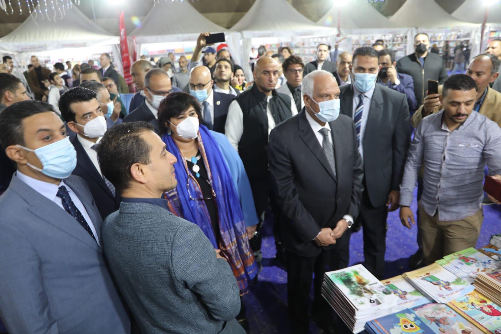 محافظ الجيزة: معرض فيصل العاشر للكتاب أثبت نجاحًا ملحوظًا منذ انطلاق النسخة الأولى
