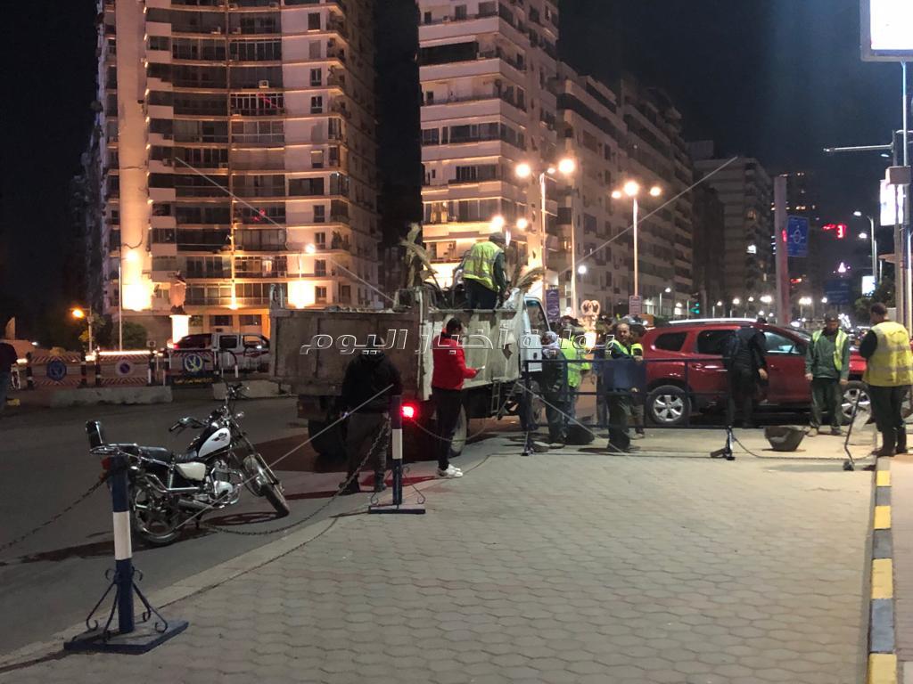 مصادرة إشغالات المقاهي والكافيهات المخالفة بالدقي