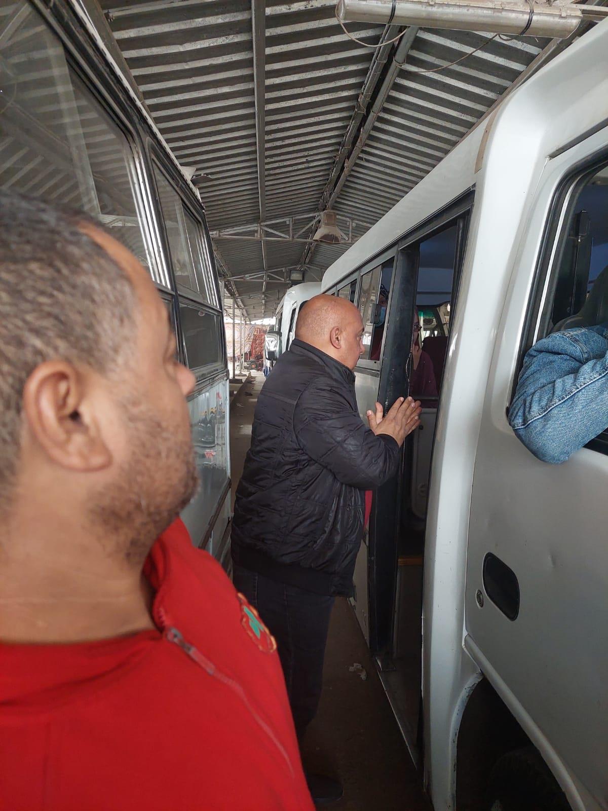 سرفيس الجيزة : لا زيادة في تعريفة الأجرة والغرامة في إنتظار المخالفين