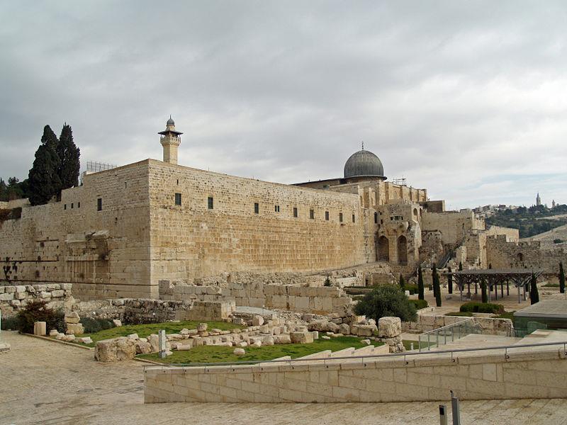  خبير آثار يطالب بتدخل اليونسكو لحماية الأقصى والتراث الفلسطينى