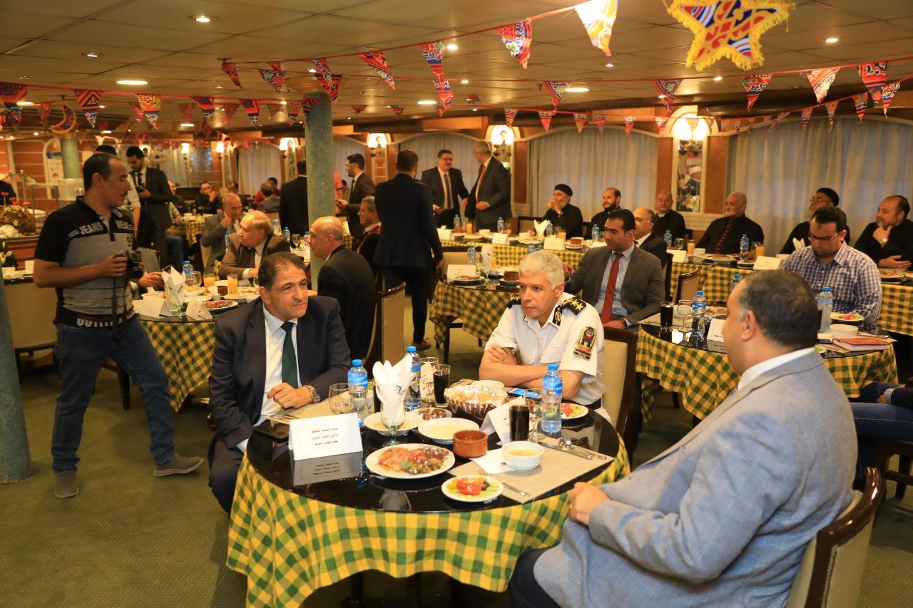 اللواء طارق الفقي محافظ سوهاج