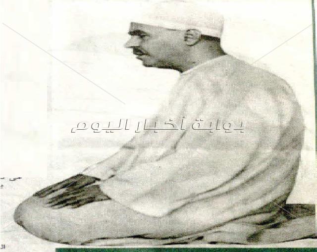 حوار نادر مع الشيخ محمد رفعت.. "سد الحنك" يخطف قلب القيثارة