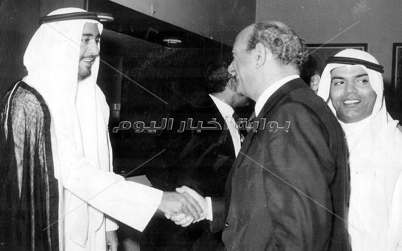 رحلة السبعينيات لخليفة بن زايد بالقاهرة.. زيارات لضريح ناصر والسد العالي وماسبيرو