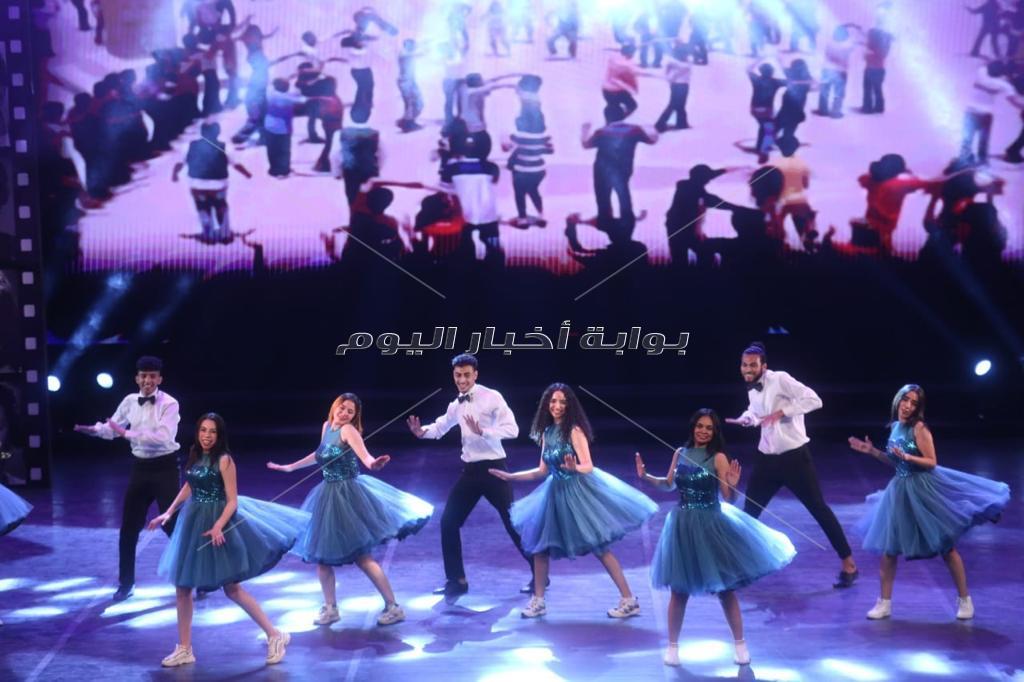 وزيرة الثقافة تُسلم جوائز الدورة 24 للمهرجان القومي للسينما 