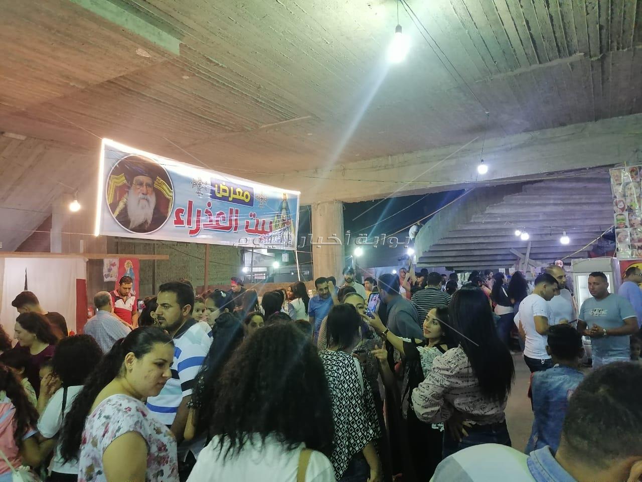  الآلاف من أهالى كفر الدوار بالبحيرة يحتفلون بالليلة الكبيرة لمولد الشهيد مار جرجس