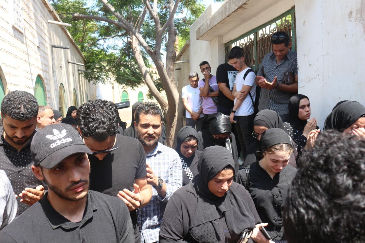  أساتذة وطلاب قسم اللغات الشرقية بكلية الآداب جامعة المنصورة