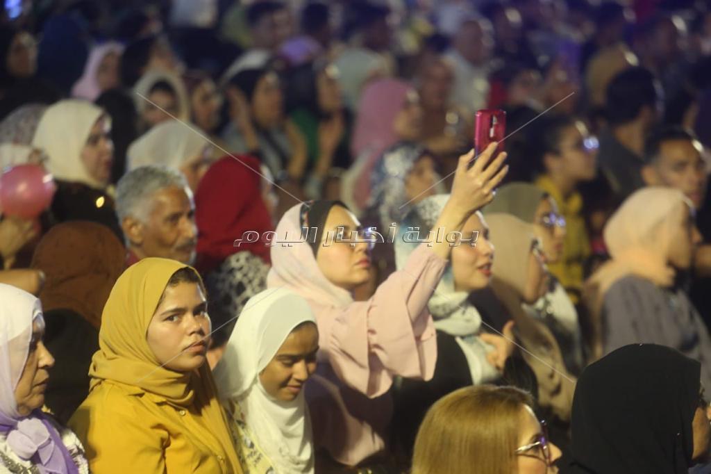 وزيرة الثقافة ومحافظ السويس يشهدان ختام  فعاليات مهرجان السويس الاول للموسيقى 